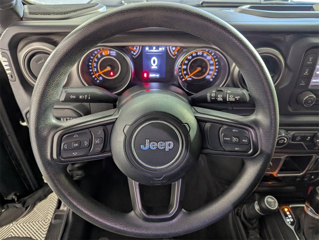 Used 2021 Jeep Wrangler Sport image 15