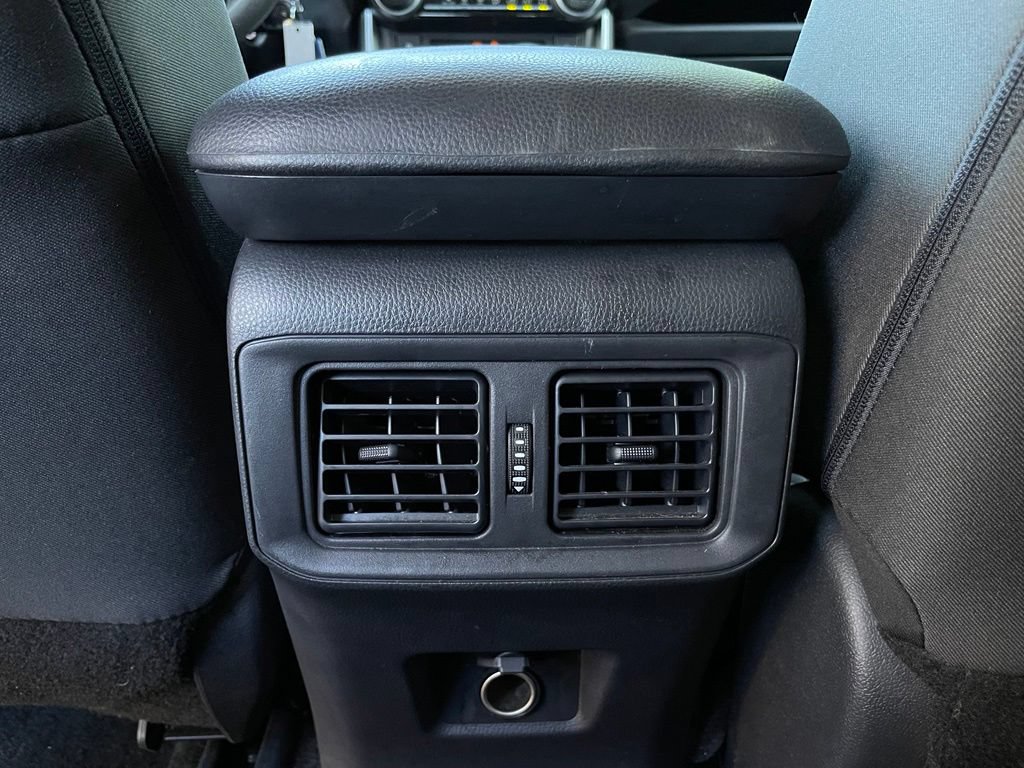 Used 2025 Toyota RAV4 LE FWD image 28