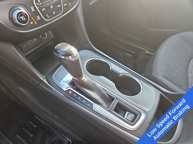 Used 2019 Chevrolet Equinox LT w/ Driver Convenience Package image 24