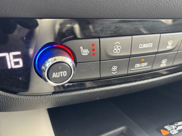 Certified 2023 Buick Enclave Essence image 28