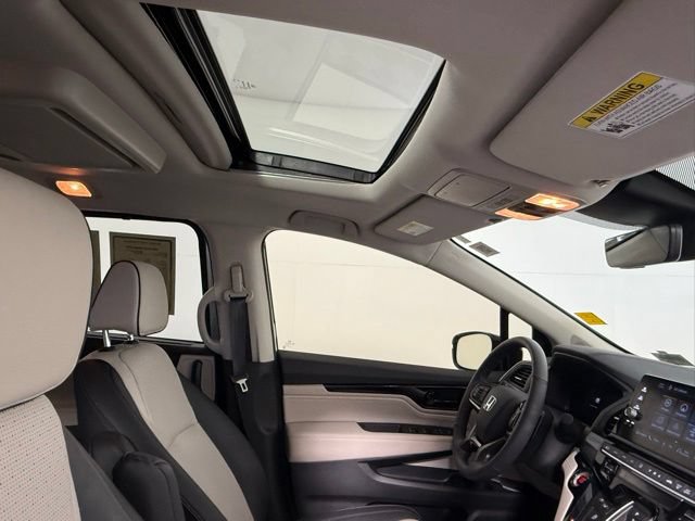 Used 2026 Honda Odyssey Elite image 59