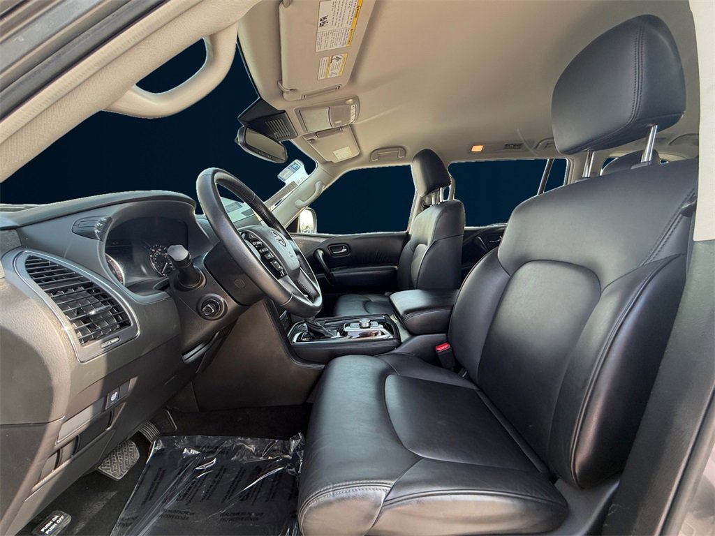 Used 2024 Nissan Armada SV image 10