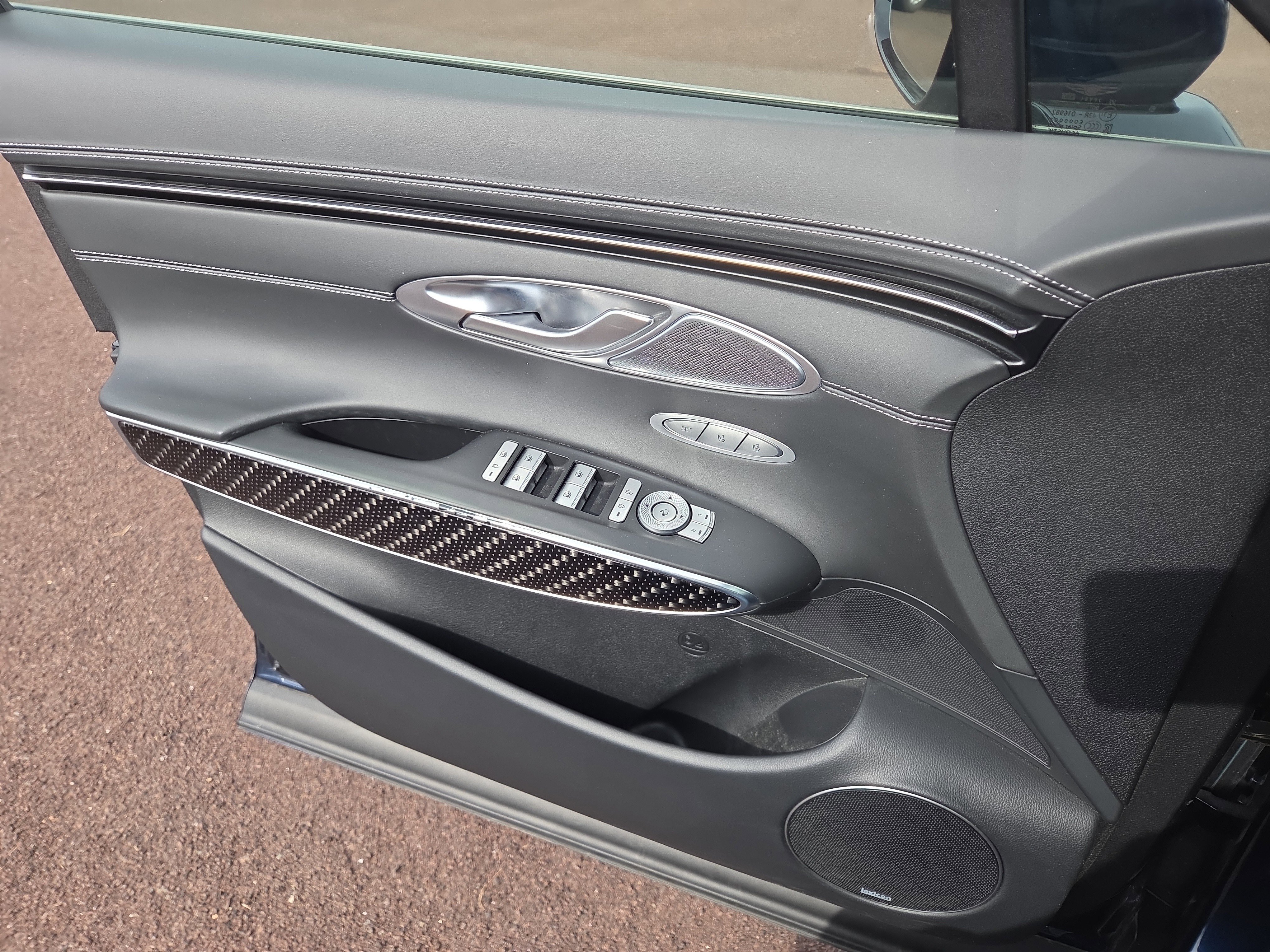 Used 2022 Genesis GV70 3.5T Sport w/ Sport Prestige Package image 14