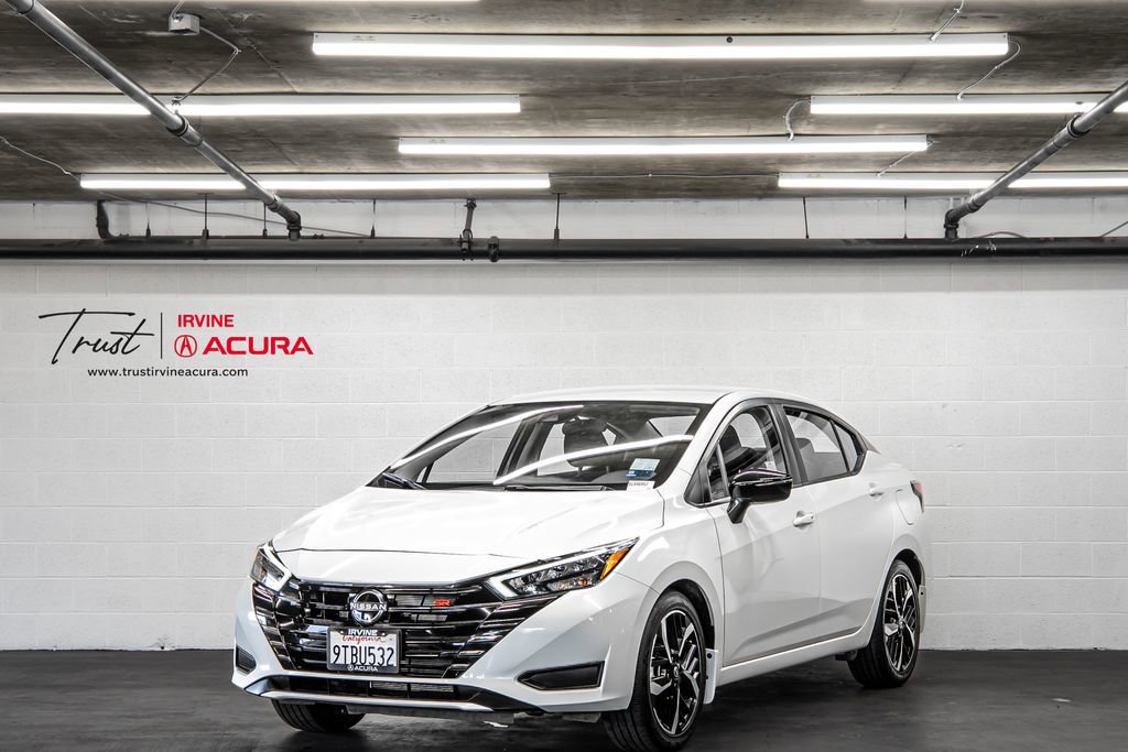 Used 2025 Nissan Versa SR w/ Trunk Package FWD video 1