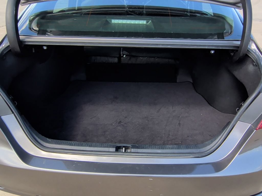 Used 2022 Toyota Camry SE FWD image 37