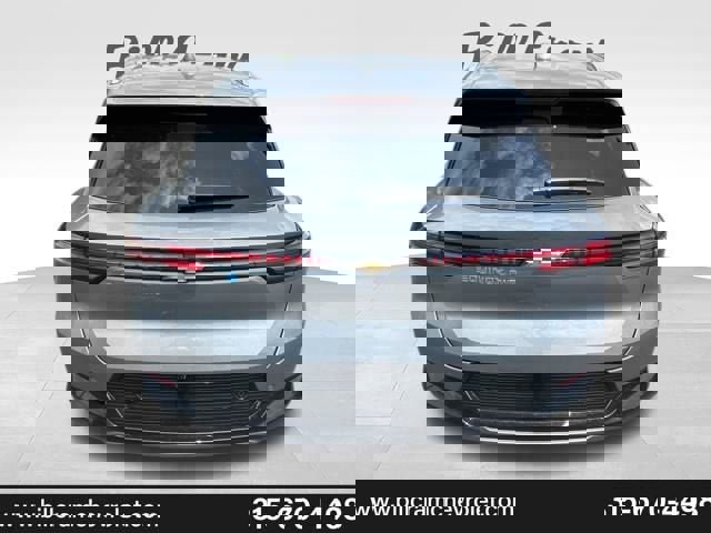 New 2025 Chevrolet Equinox EV LT image 30