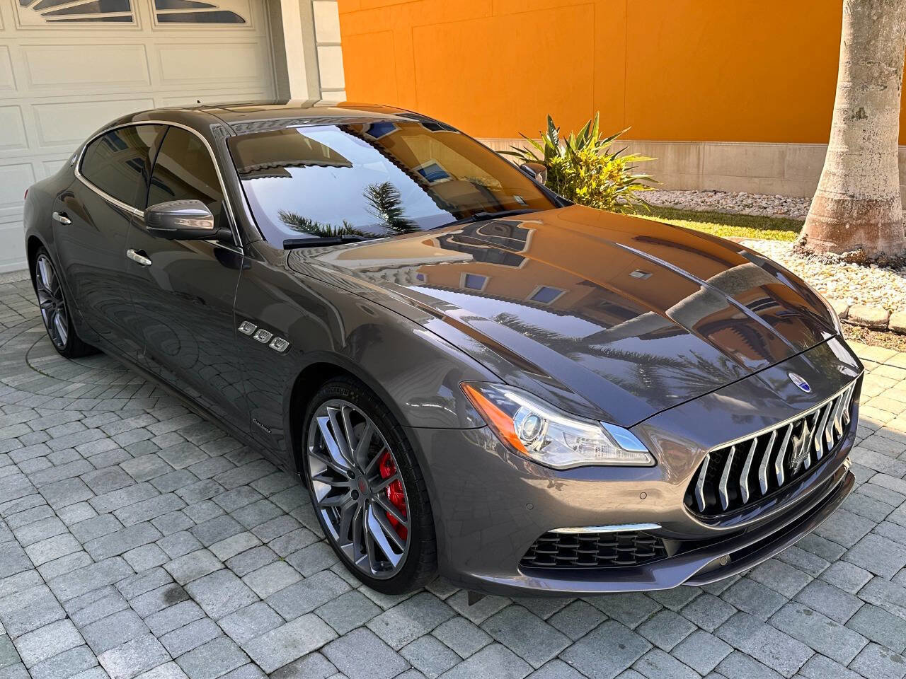 Used 2017 Maserati Quattroporte GTS GranLusso RWD image 35