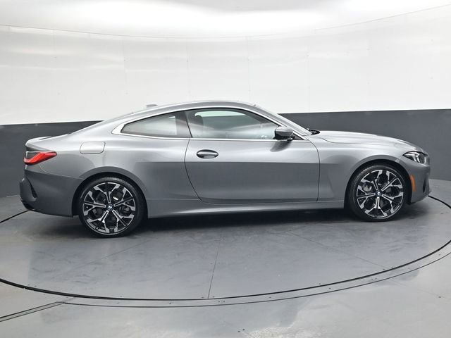 Used 2025 BMW 430i xDrive Coupe w/ Premium Package image 3