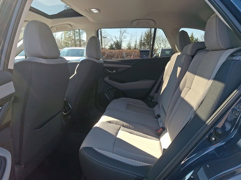 Used 2023 Subaru Outback Premium image 10