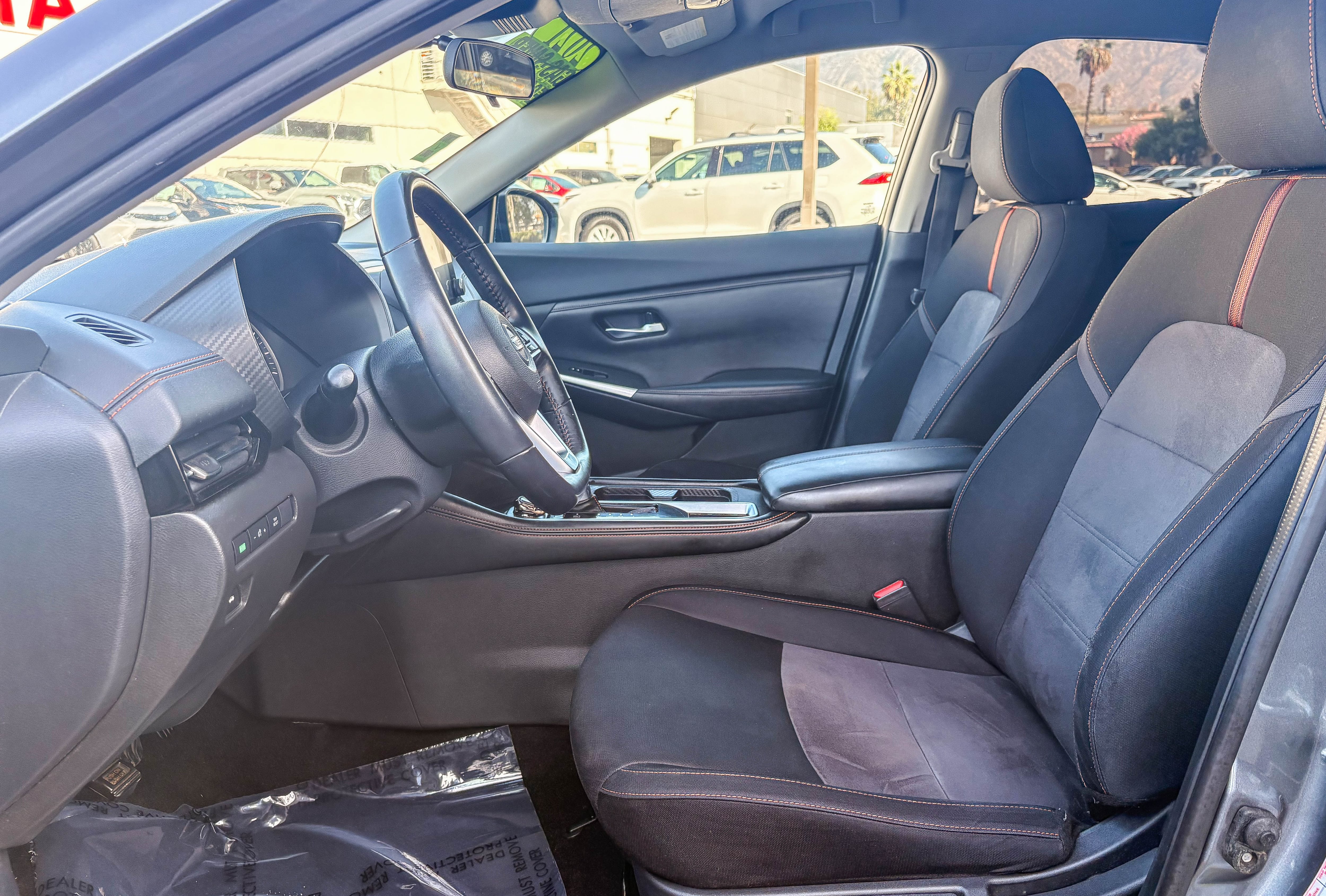 Used 2021 Nissan Sentra SR FWD image 17