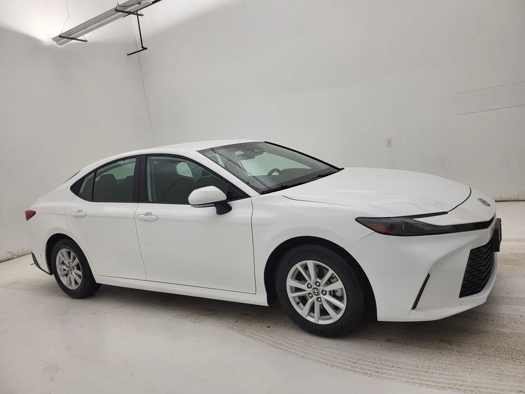 Used 2025 Toyota Camry LE FWD video 1