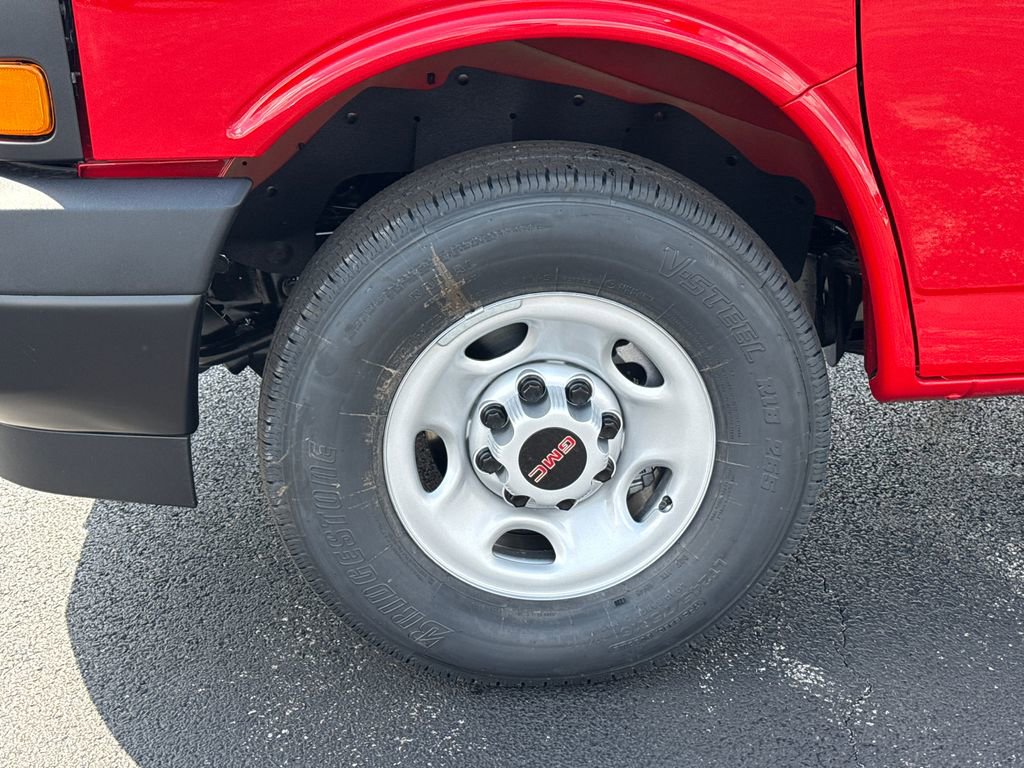 New 2026 GMC Savana 2500 w/ Driver Convenience Package image 11