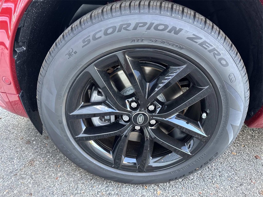 New 2025 Land Rover Discovery Sport S image 11