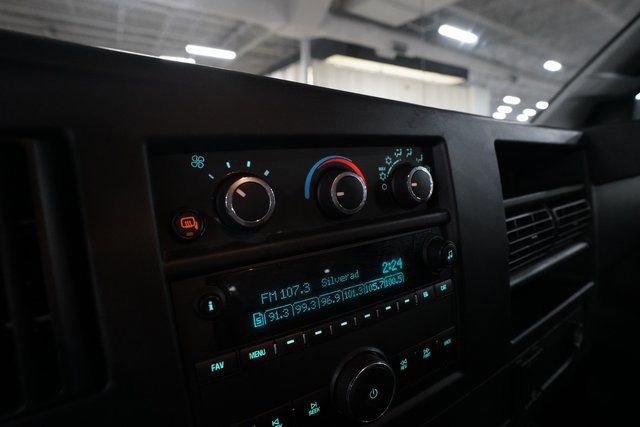 Used 2020 GMC Savana 2500 w/ Driver Convenience Package image 19