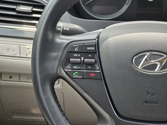 Used 2015 Hyundai Sonata Limited w/ Option Group 05 FWD image 23