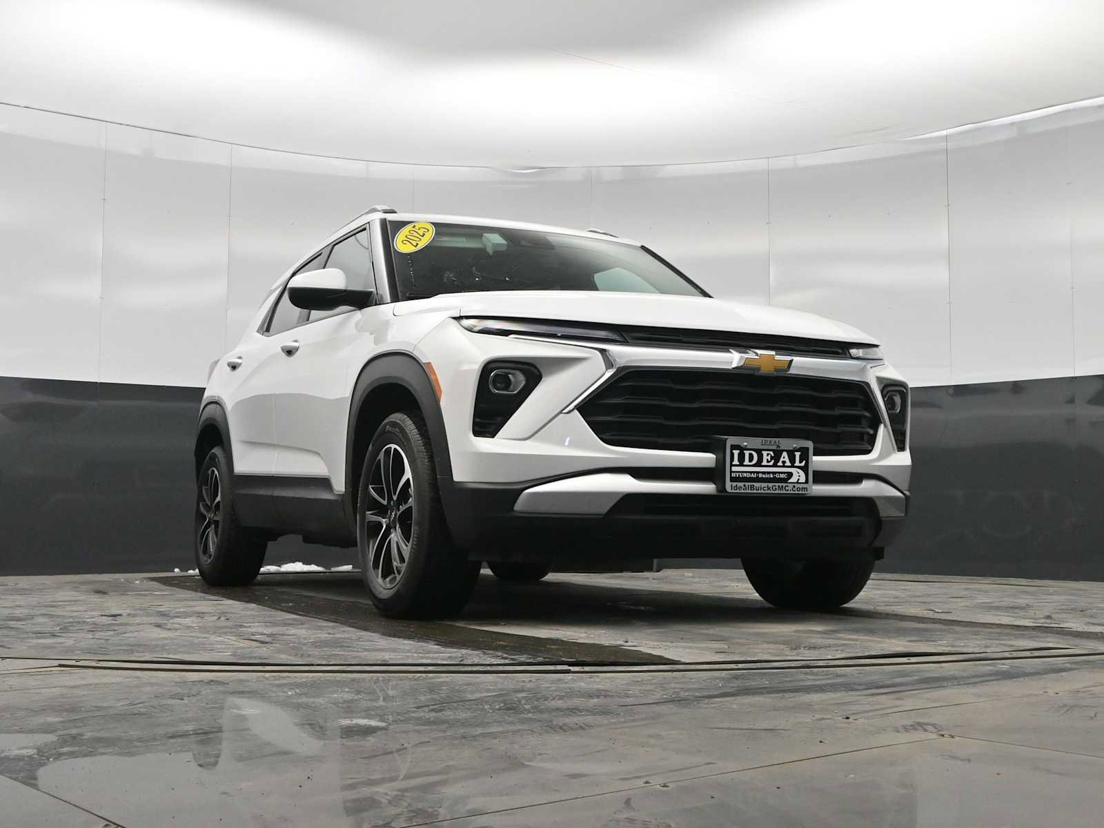 Used 2025 Chevrolet TrailBlazer LT image 28