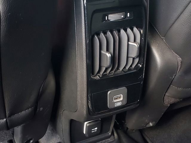 Used 2024 Jeep Compass Limited image 31