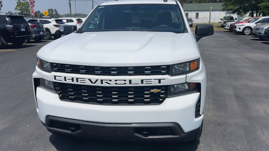 Used 2021 Chevrolet Silverado 1500 Custom RWD image 2