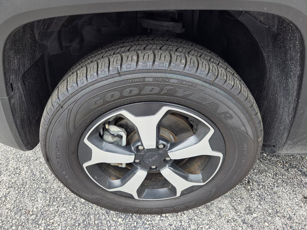 Used 2022 Jeep Renegade Trailhawk AWD/4WD image 20