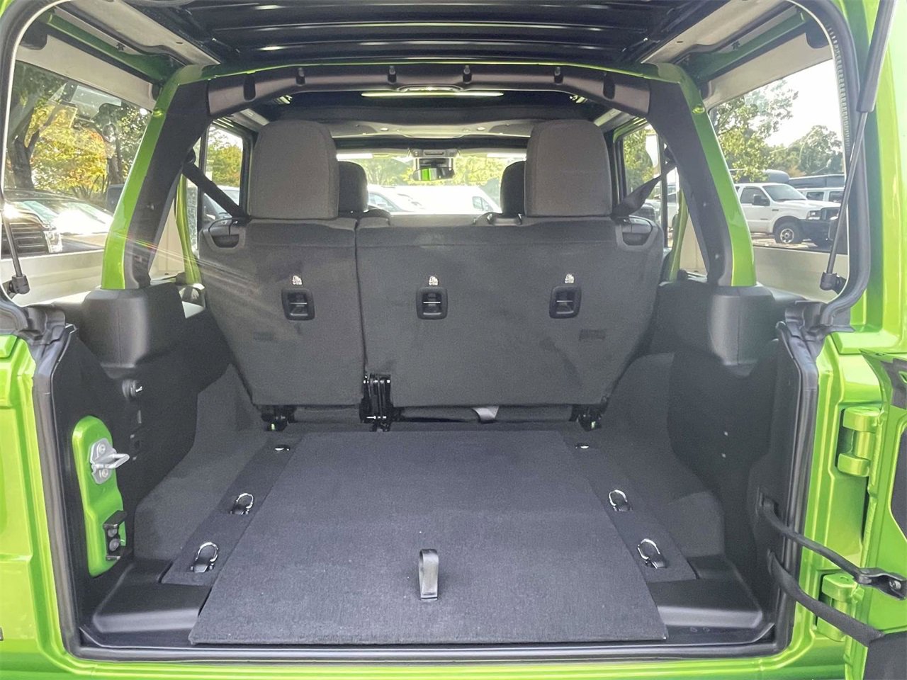 New 2025 Jeep Wrangler Sport S image 30