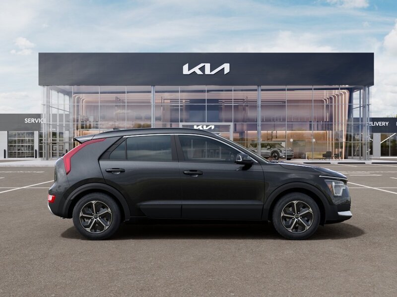 New 2026 Kia Niro EX FWD image 8