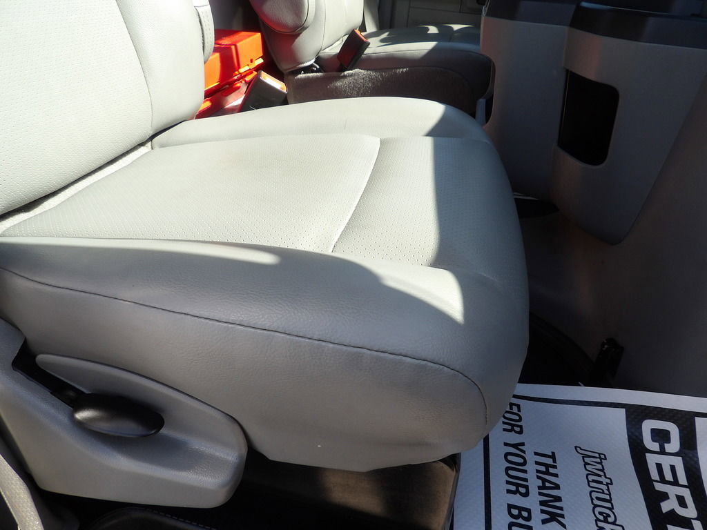 Used 2021 Ford E-350 and Econoline 350 Super Duty RWD image 25