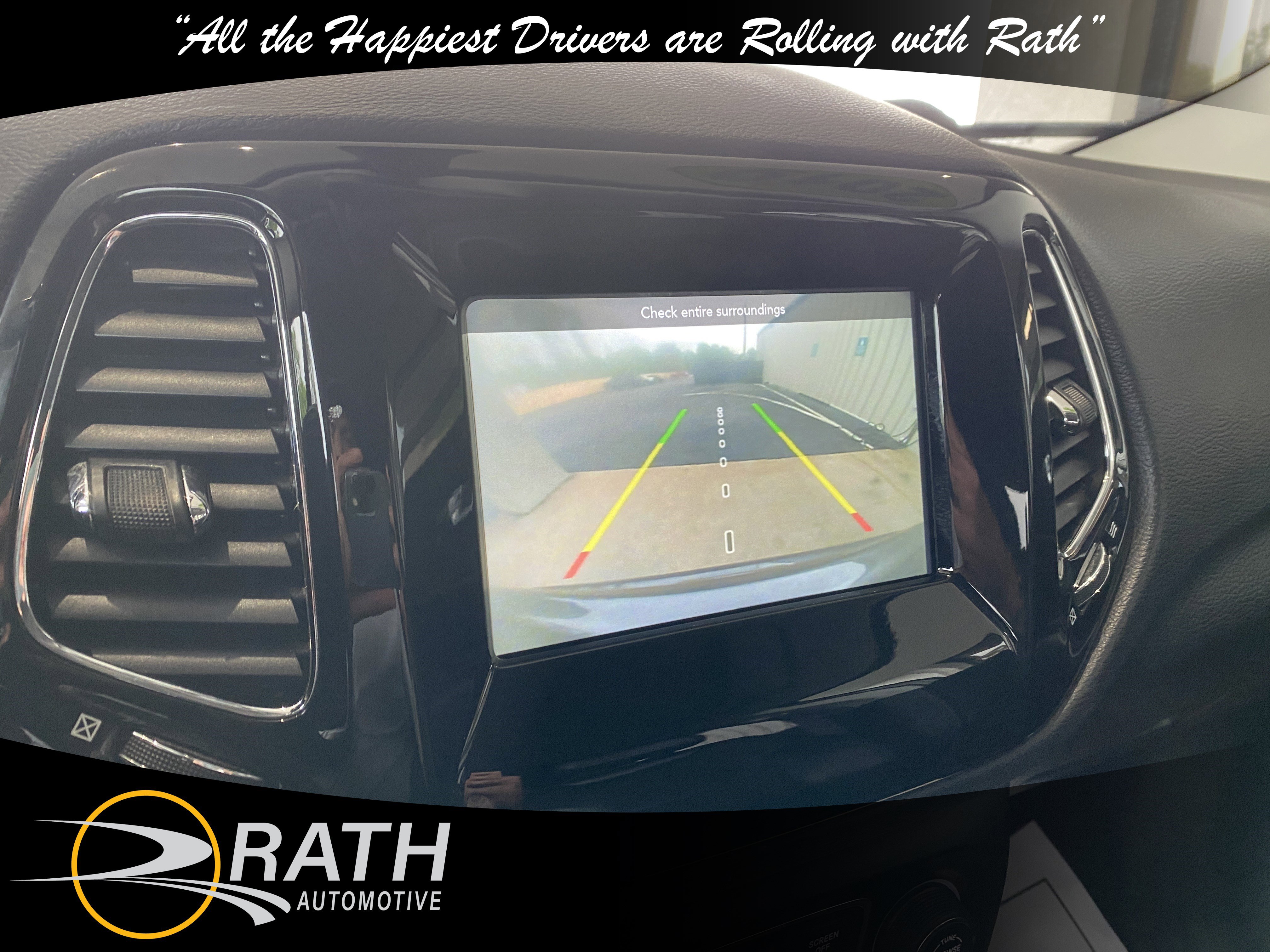 Used 2019 Jeep Compass Latitude FWD image 15