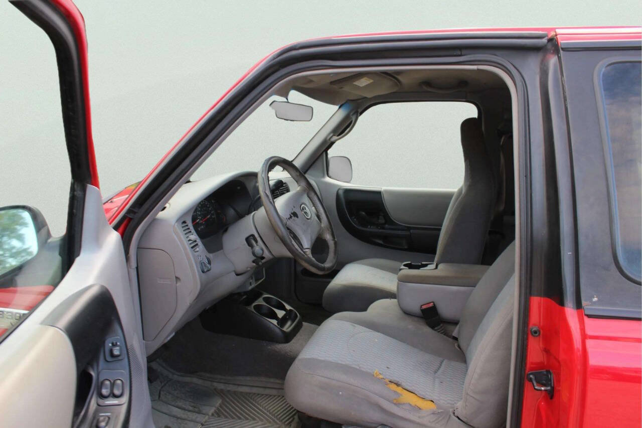 Used 2002 MAZDA B-Series Pickup 4x4 Cab Plus B3000 image 6