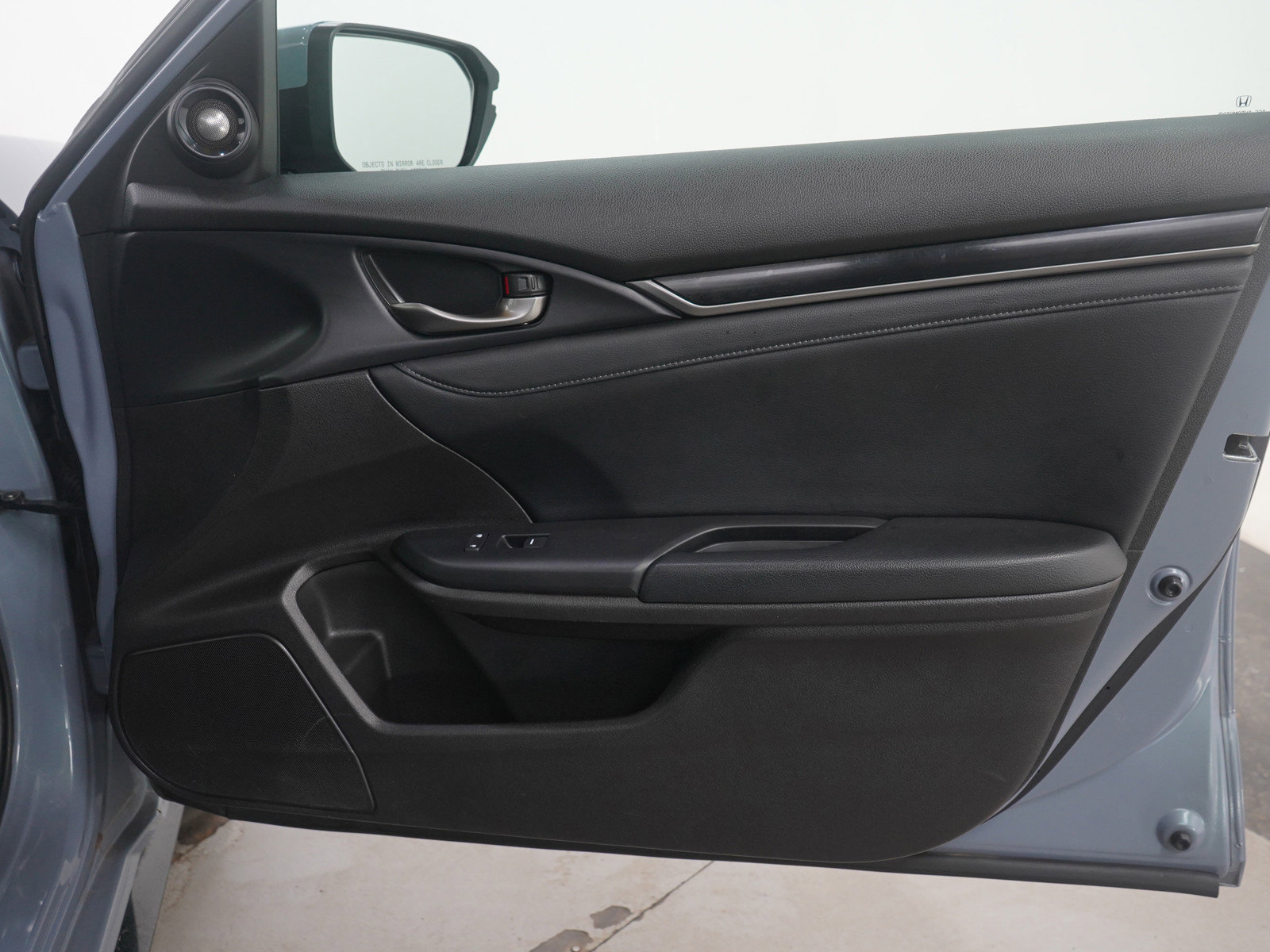 Used 2020 Honda Civic Sport Touring image 9