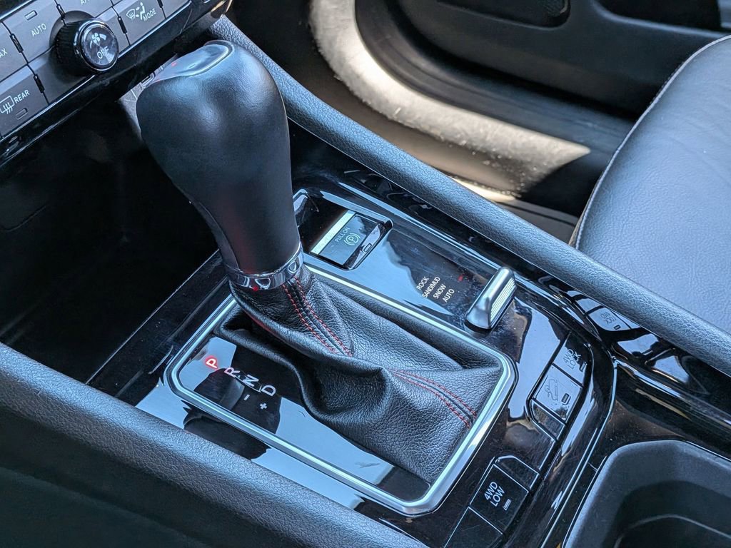 Used 2025 Jeep Compass Trailhawk image 19