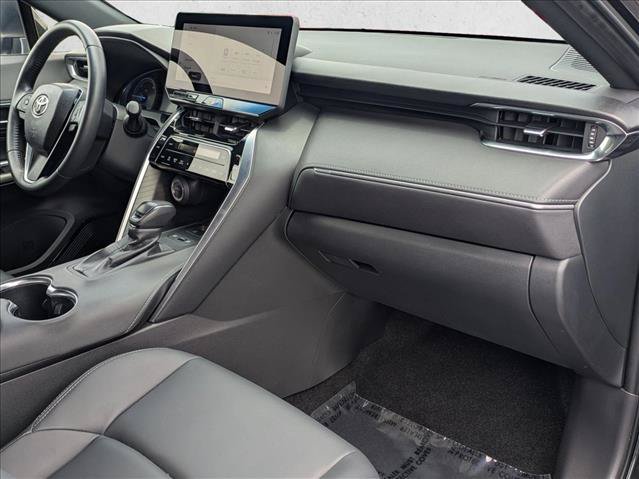 Used 2024 Toyota Venza Nightshade AWD/4WD image 22