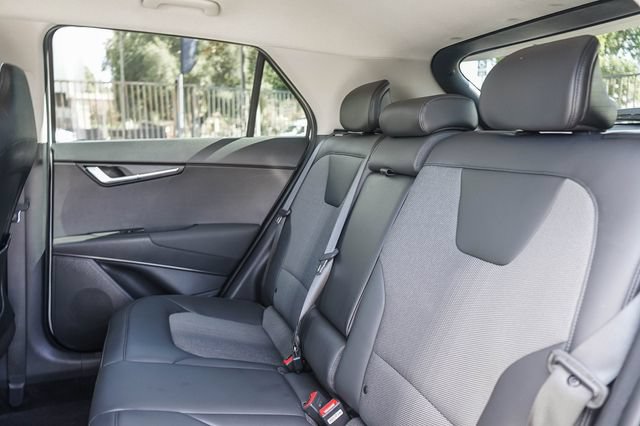 Certified 2025 Kia Niro EX FWD image 19