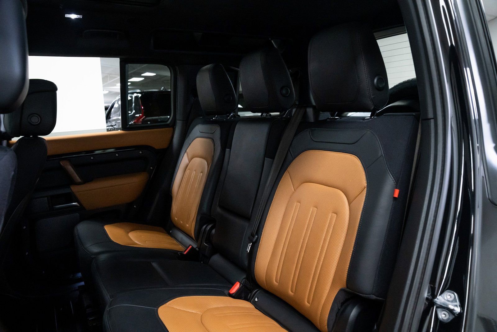 Used 2021 Land Rover Defender 110 X image 21