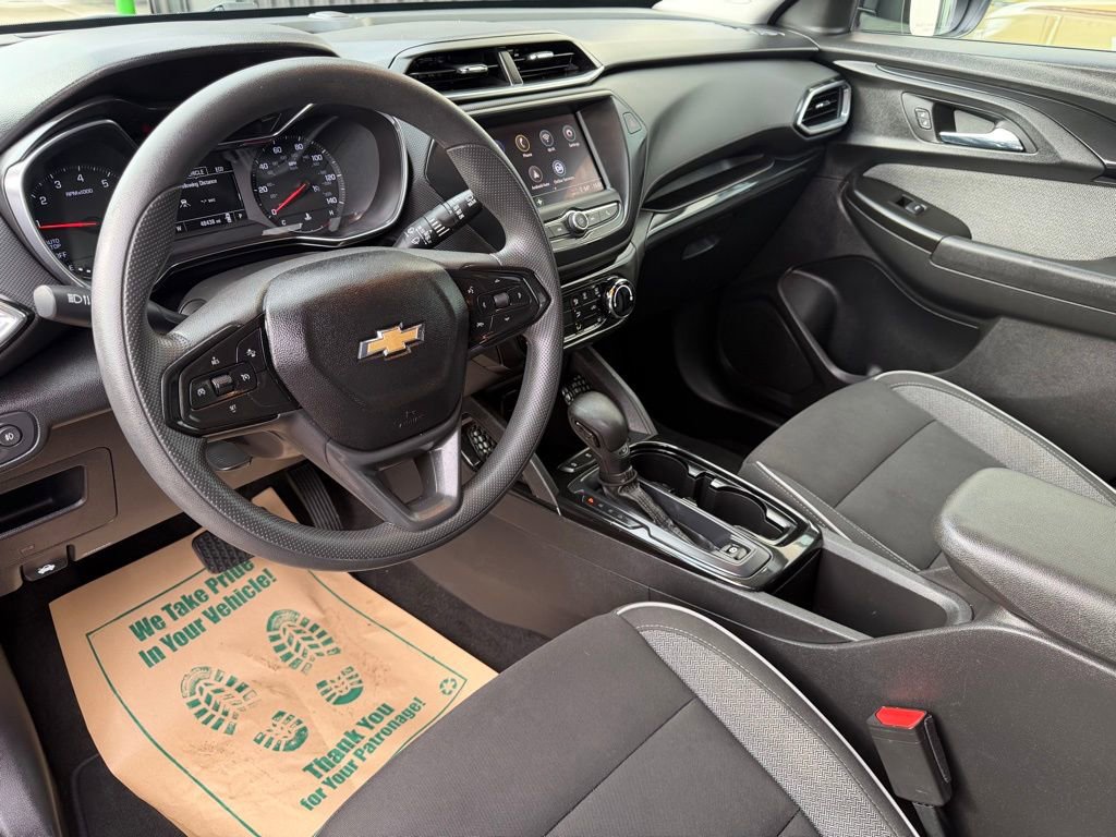 Used 2021 Chevrolet TrailBlazer LT image 12