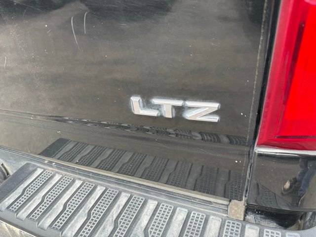 Used 2020 Chevrolet Silverado 3500 LTZ w/ LTZ Premium Package image 11