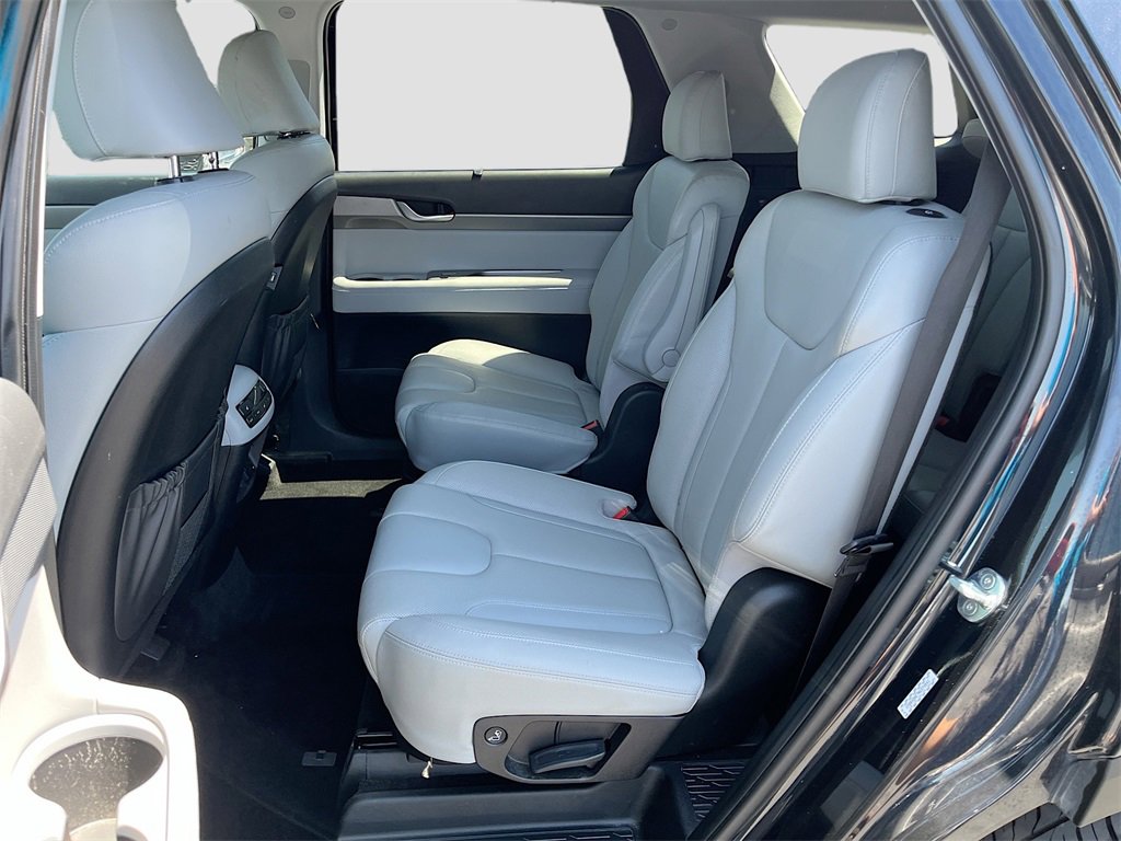 Used 2022 Hyundai Palisade SEL w/ Premium Package image 25