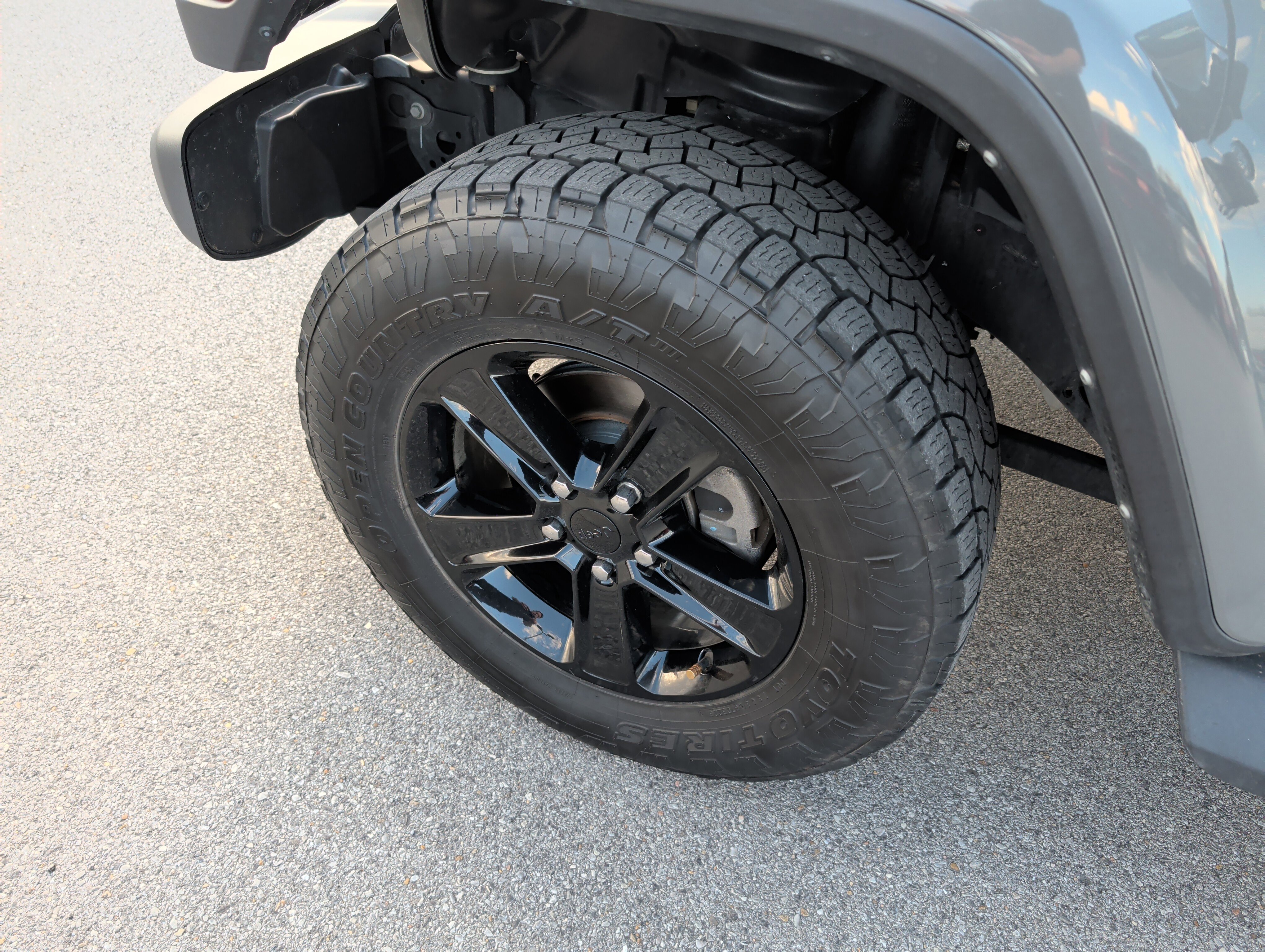 Used 2021 Jeep Wrangler Unlimited Sahara image 9