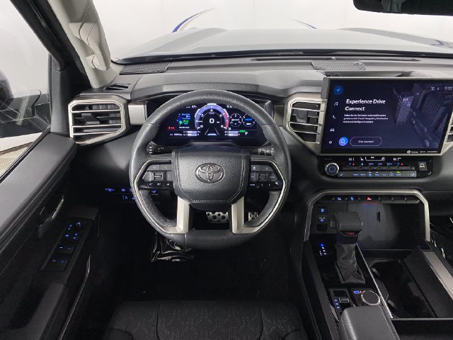 Used 2024 Toyota Sequoia SR5 w/ SR5 Premium Package AWD/4WD image 15