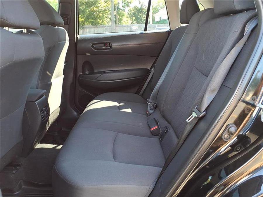 Used 2023 Toyota Corolla Cross LE image 30