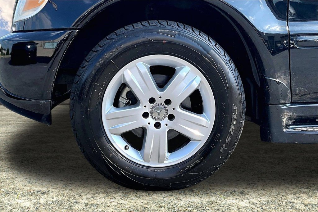 Used 2005 Mercedes-Benz ML 350 4MATIC image 32