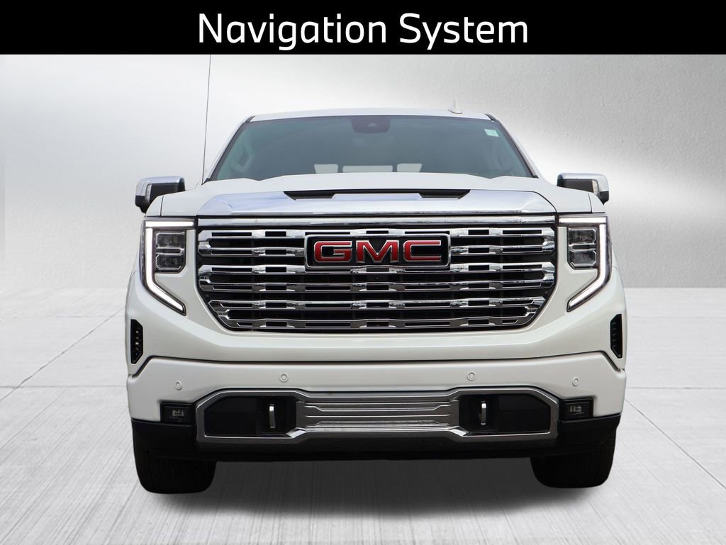 Used 2024 GMC Sierra 1500 Denali AWD/4WD image 3