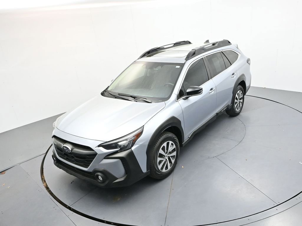 Used 2024 Subaru Outback Premium image 23