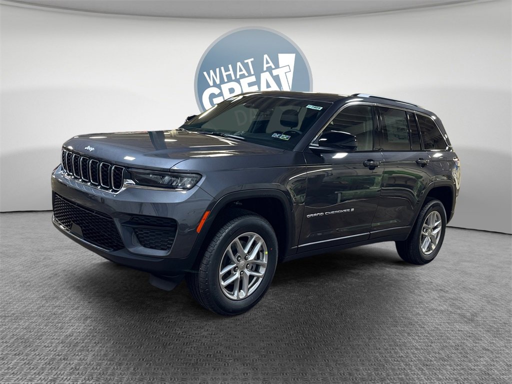 New 2025 Jeep Grand Cherokee Laredo X image 8