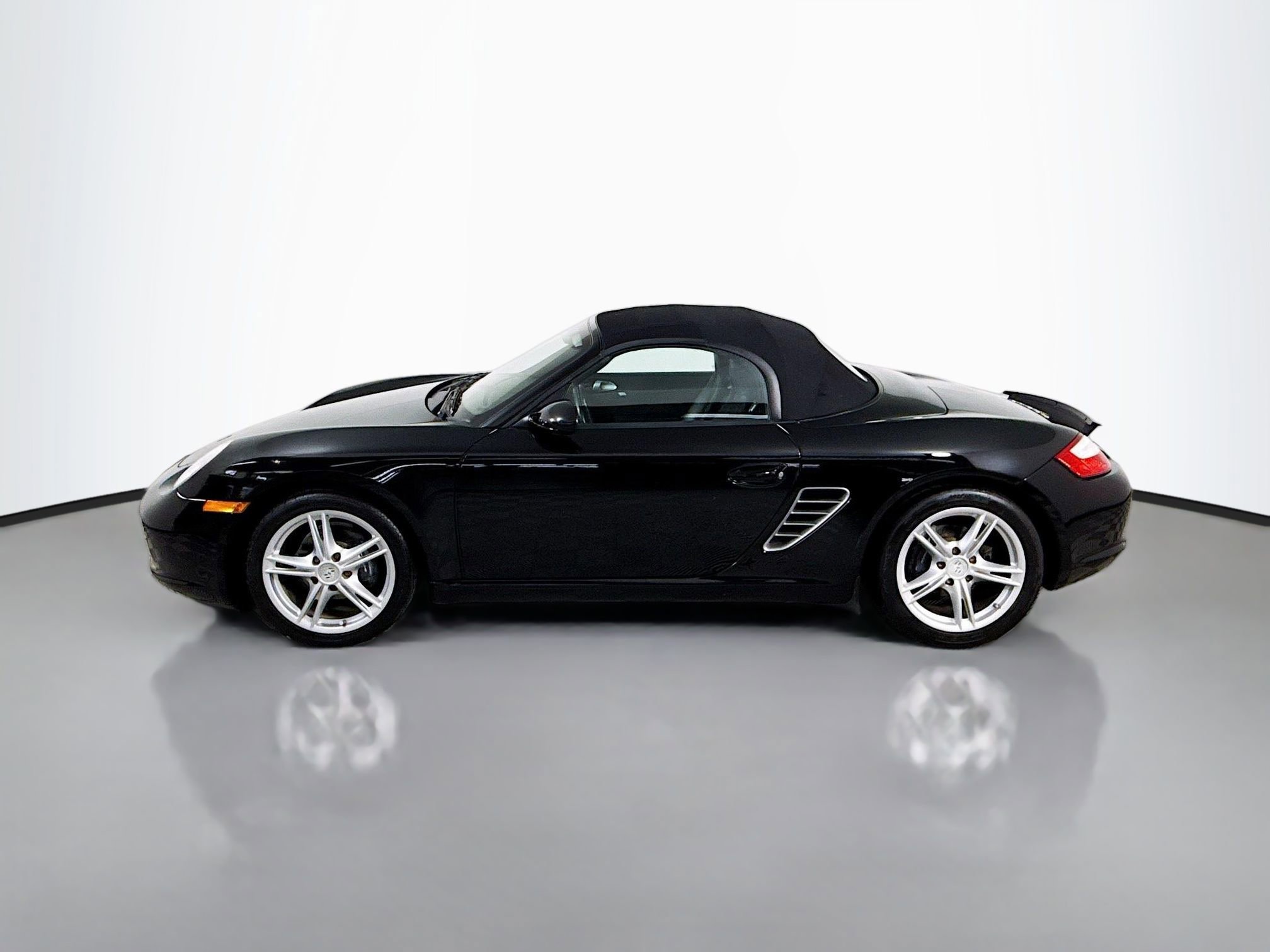 Used 2007 Porsche Boxster image 2