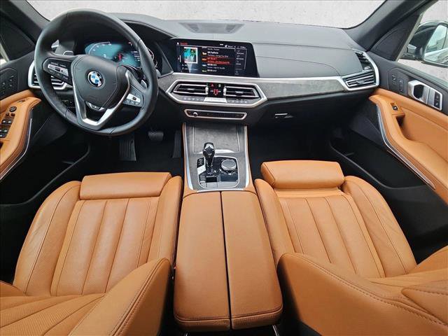 Used 2022 BMW X5 sDrive40i w/ Luxury Seating Package image 17