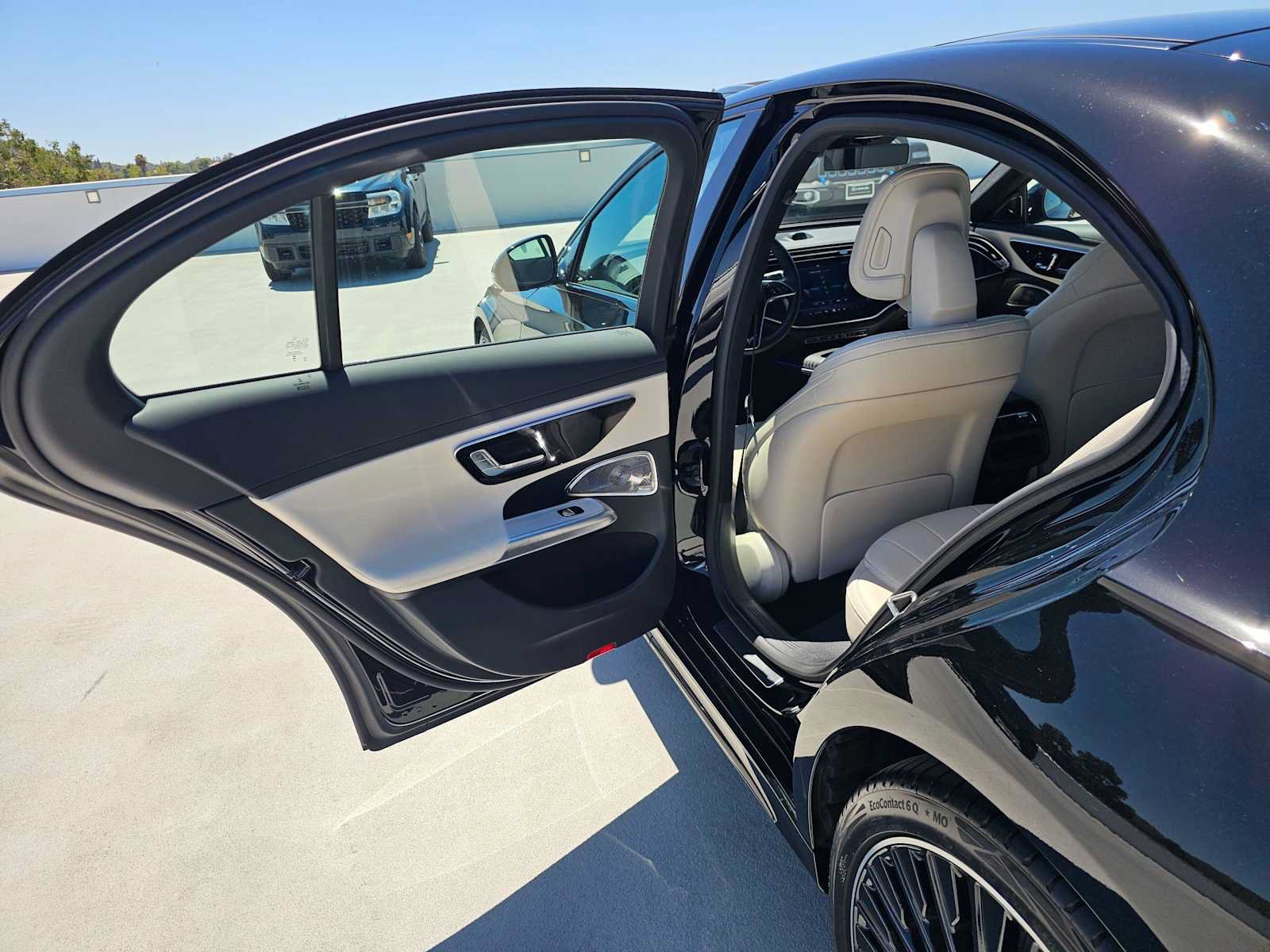 Used 2026 Mercedes-Benz E 450 4MATIC Sedan image 15