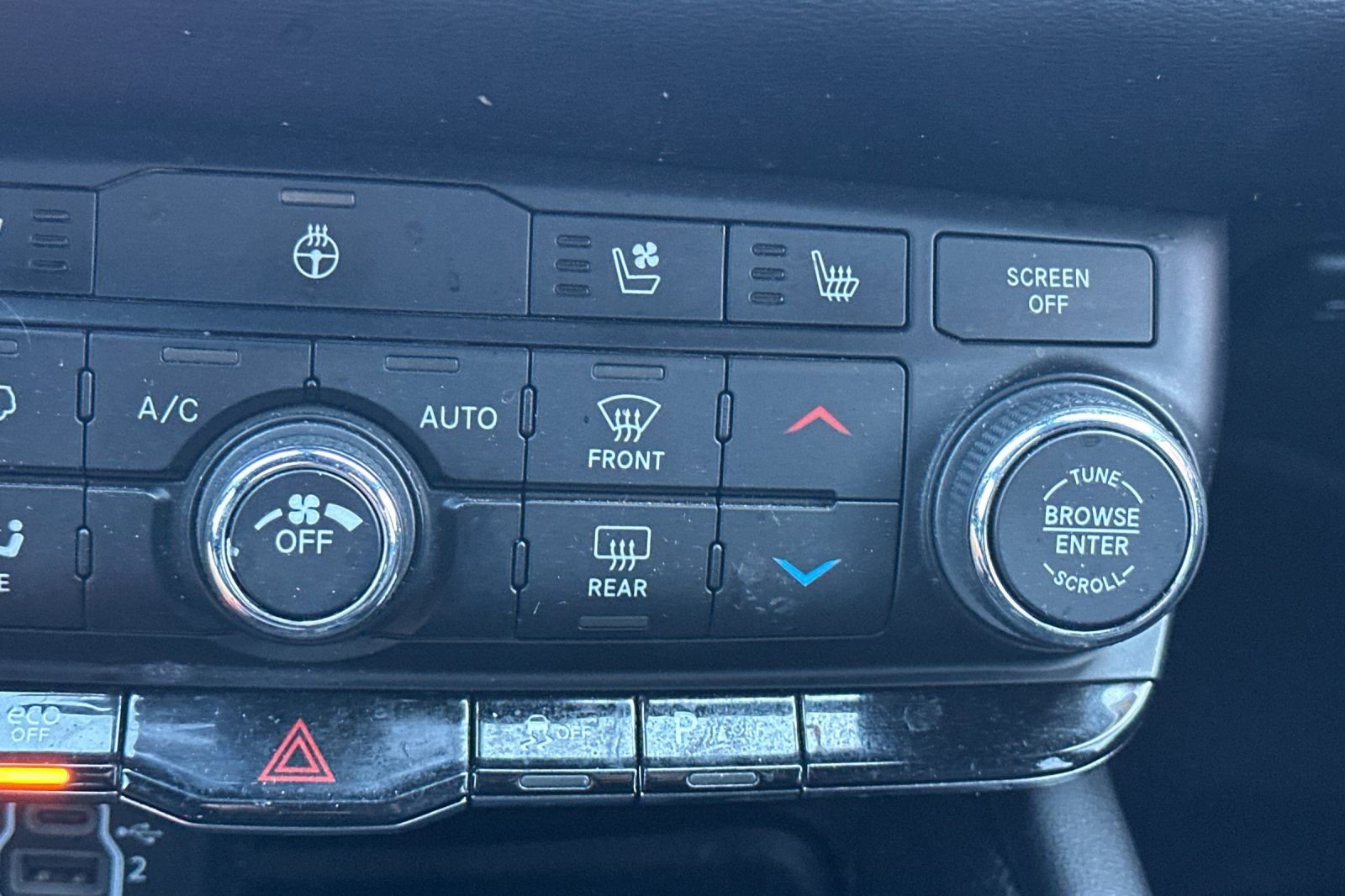 Used 2021 Dodge Durango R/T w/ Blacktop Package image 30