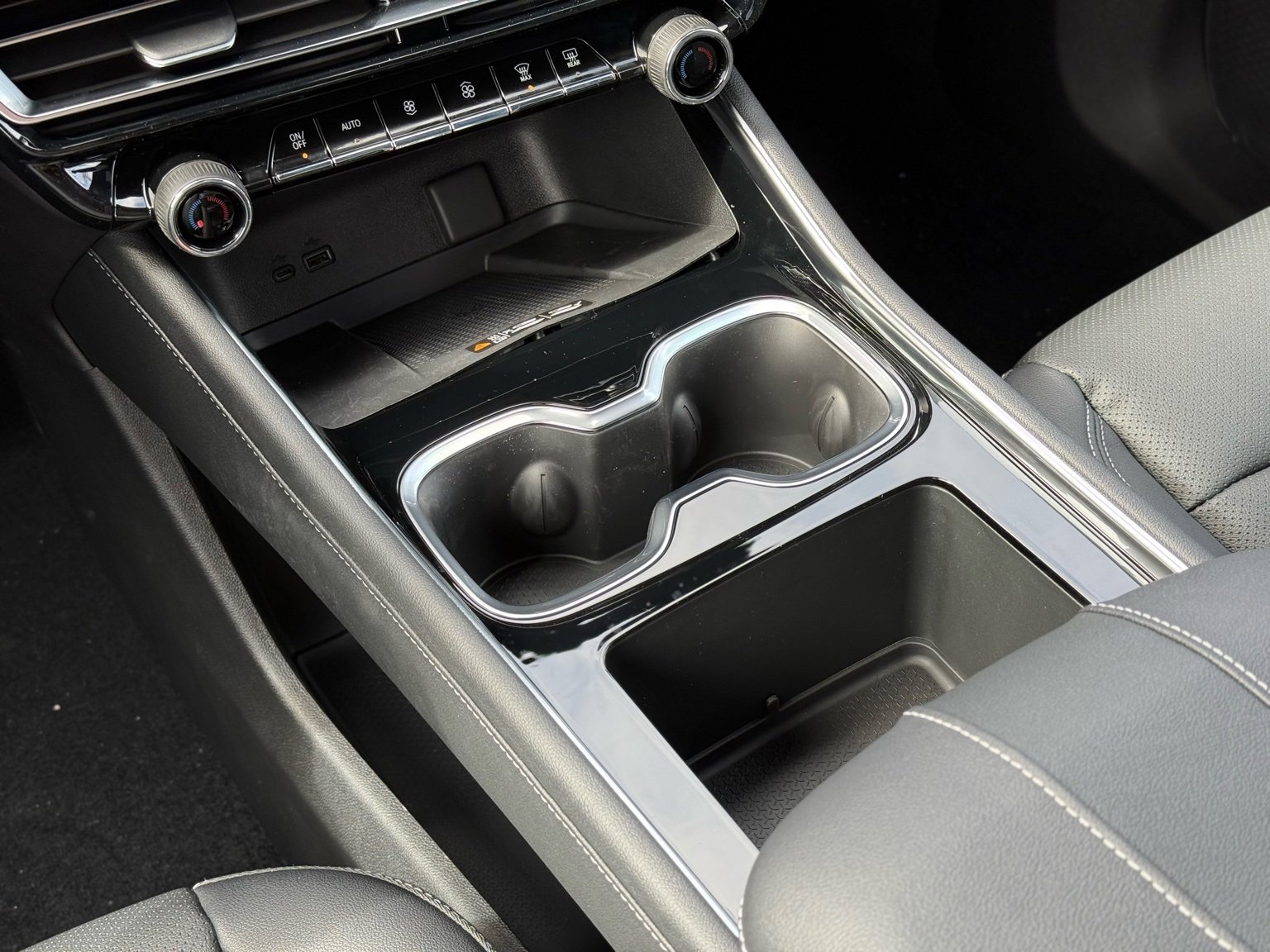 New 2026 Chevrolet Traverse LT image 21