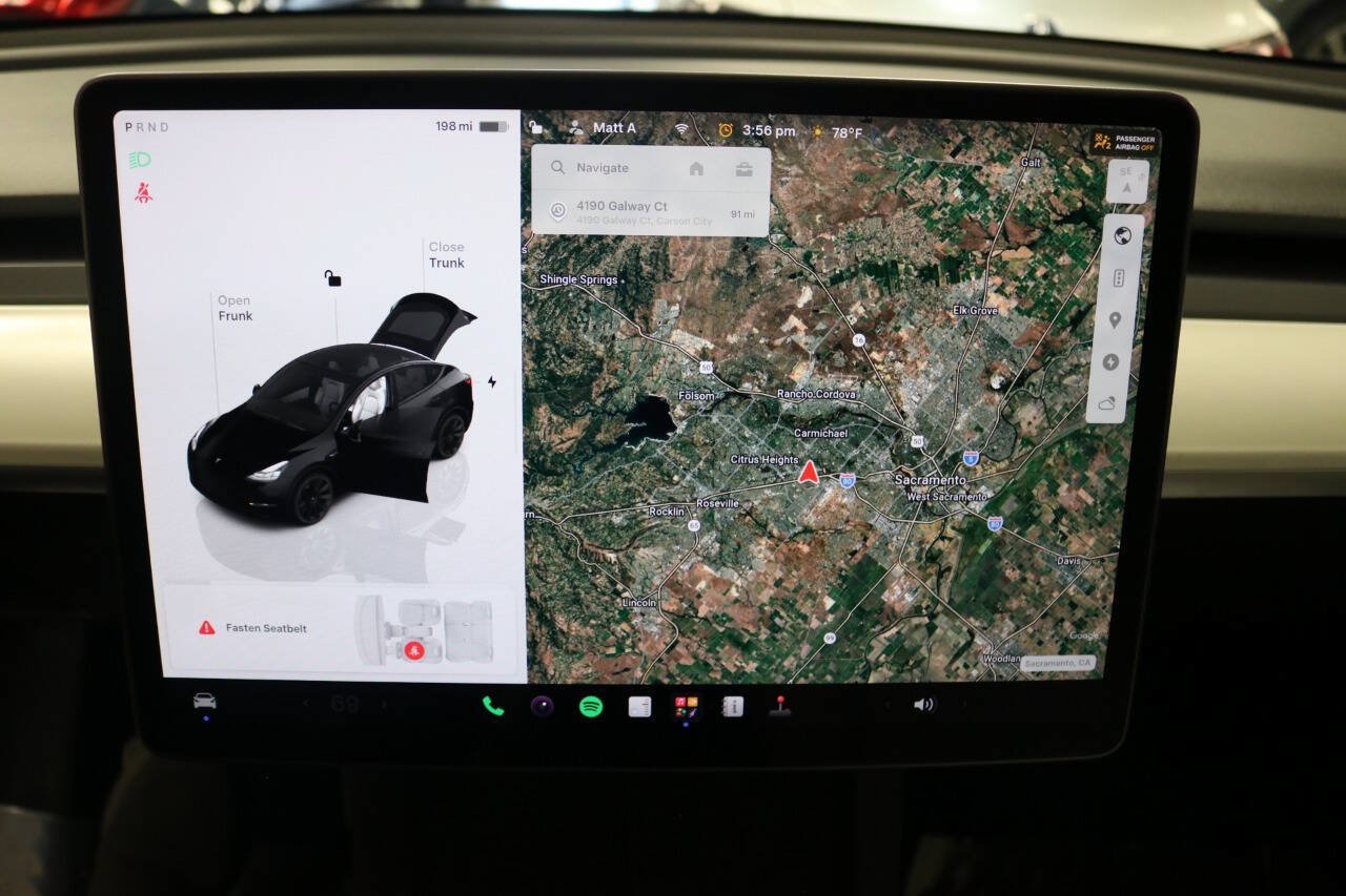 Used 2023 Tesla Model Y Long Range AWD/4WD image 26