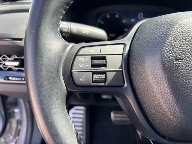 Used 2025 Honda Accord Sport image 11
